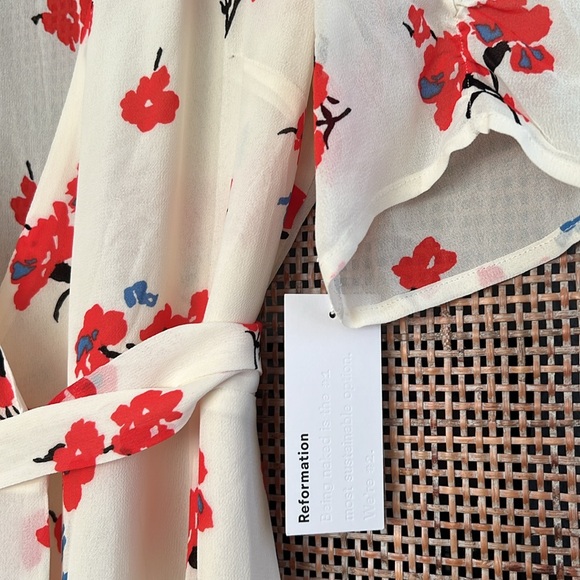 NWT Reformation Napa Wrap Dress size Small - Picture 9 of 13